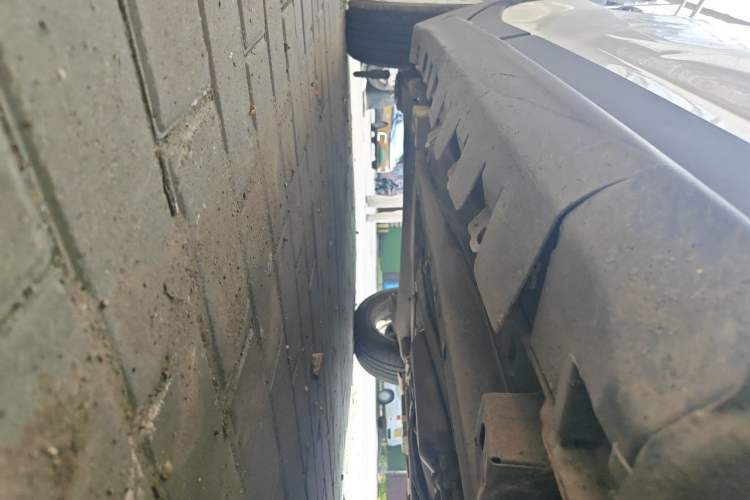 Used Great Wall M4 2012 1.5L Manual Comfort Version Chassis Front Right