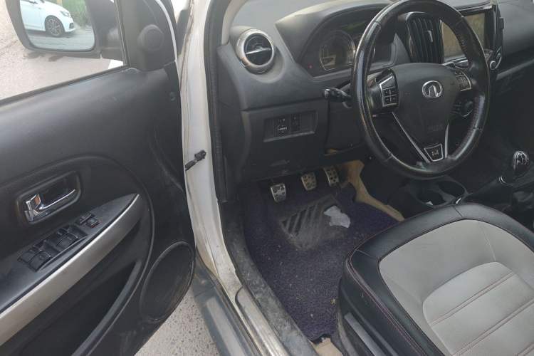 Used Great Wall M4 2012 1.5L Manual Luxury Version Driver Seat