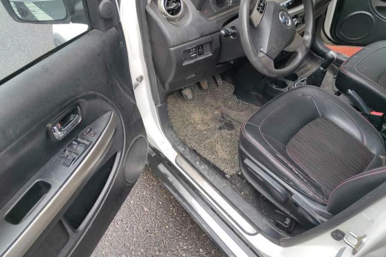 Used Great Wall M4 2012 1.5L Manual Comfort Version Driver Seat