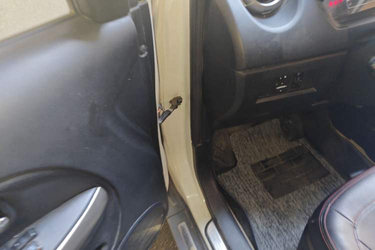 Used Great Wall M4 2012 1.5L Manual Comfort Version Driver Seat