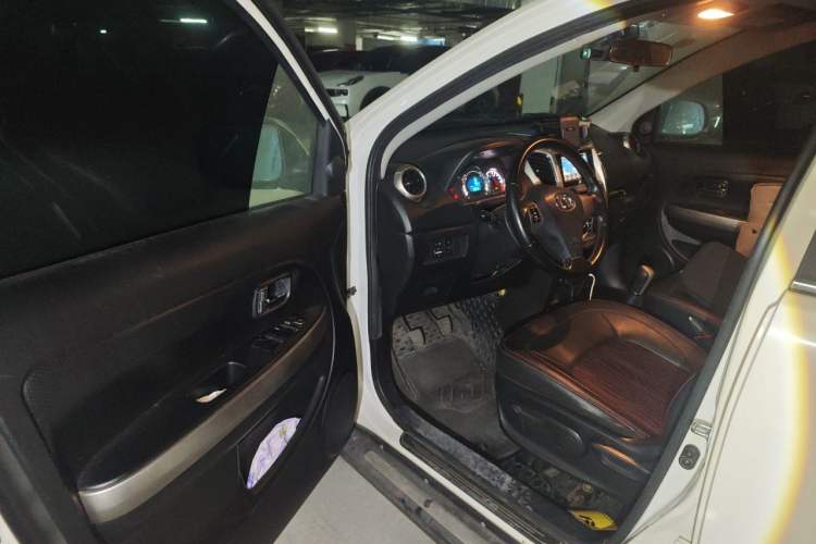 Used Great Wall M4 2012 1.5L Manual Luxury Version Driver Seat