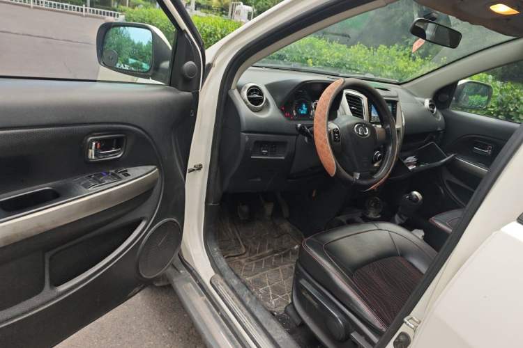 Used Great Wall M4 2012 1.5L Manual Luxury Version Driver Seat