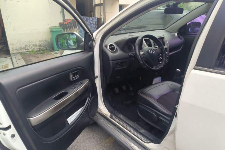 Used Great Wall M4 2012 1.5L Manual Luxury Version Driver Seat