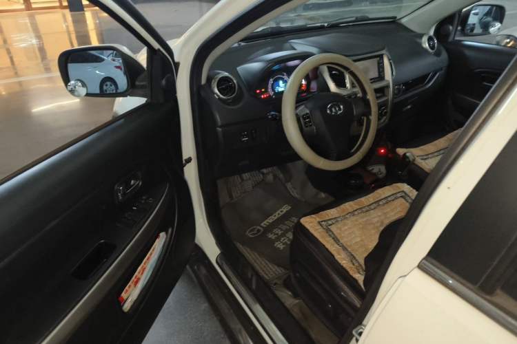Used Great Wall M4 2012 1.5L Manual Luxury Version Driver Seat