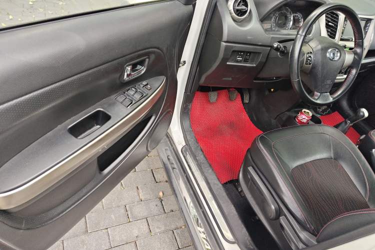 Used Great Wall M4 2012 1.5L Manual Luxury Version Driver Seat