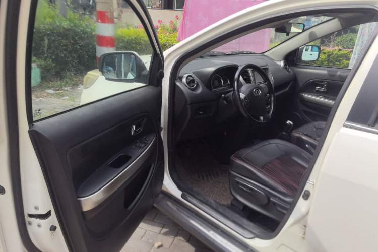 Used Great Wall M4 2012 1.5L Manual Luxury Version Driver Seat
