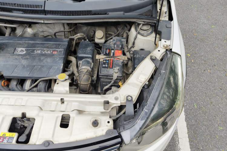 Used Great Wall M4 2012 1.5L Manual Luxury Version Engine Bay Left