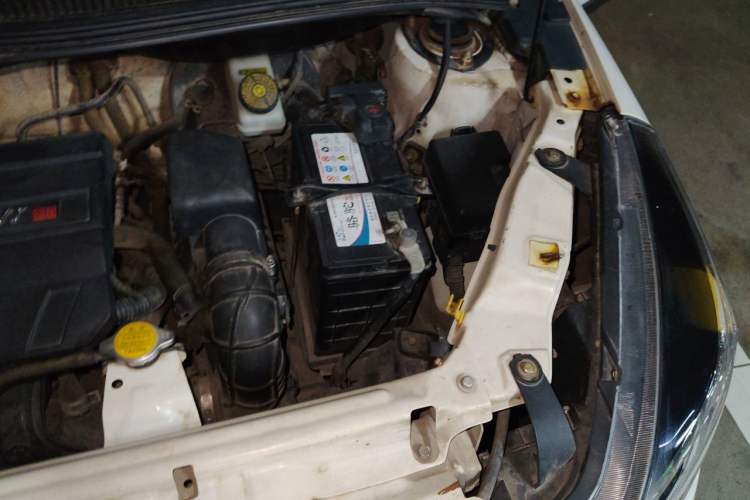 Used Great Wall M4 2012 1.5L Manual Comfort Version Engine Bay Left