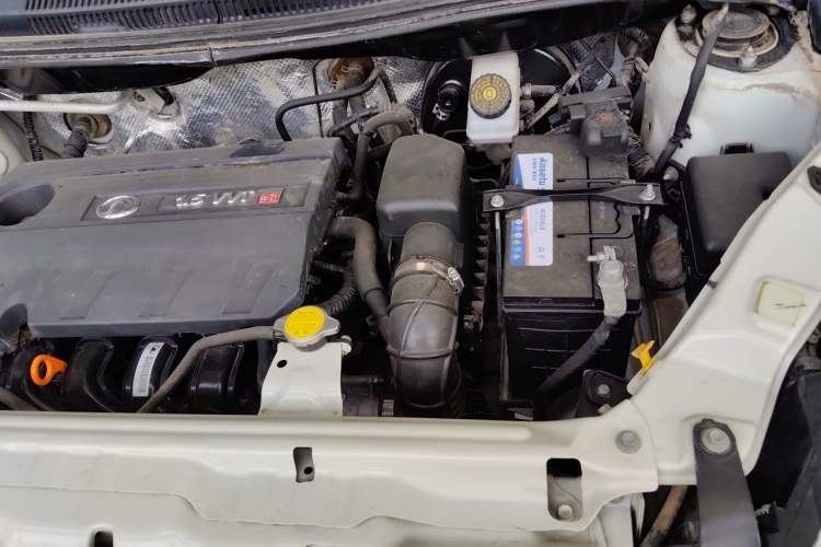 Used Great Wall M4 2012 1.5L Manual Luxury Version Engine Bay Left