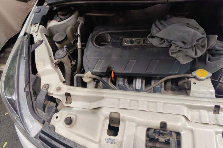 Used Great Wall M4 2012 1.5L Manual Comfort Version Engine Bay Right