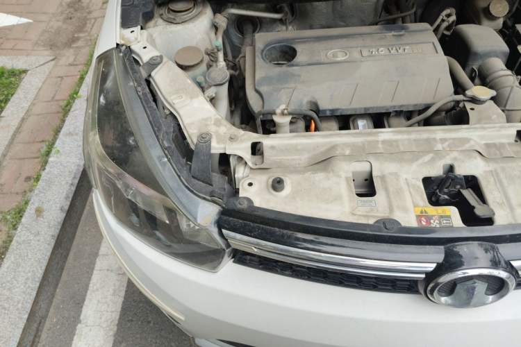 Used Great Wall M4 2012 1.5L Manual Luxury Version Engine Bay Right