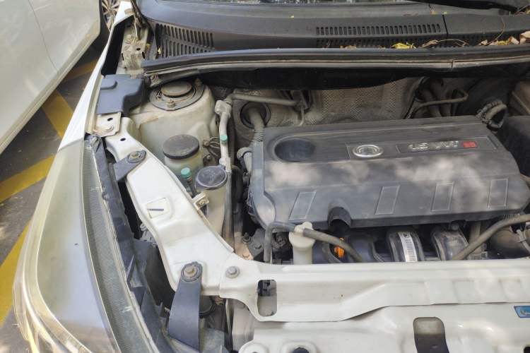 Used Great Wall M4 2012 1.5L Manual Luxury Version Engine Bay Right