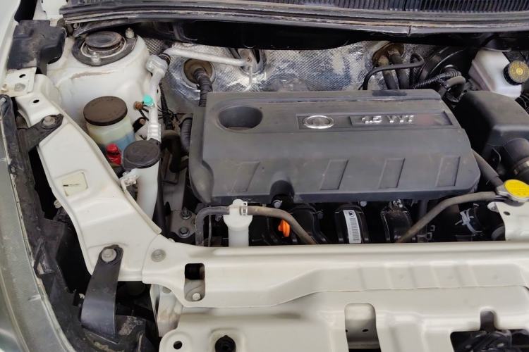 Used Great Wall M4 2012 1.5L Manual Luxury Version Engine Bay Right