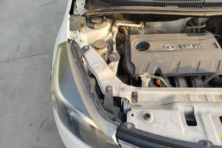 Used Great Wall M4 2012 1.5L Manual Comfort Version Engine Bay Right