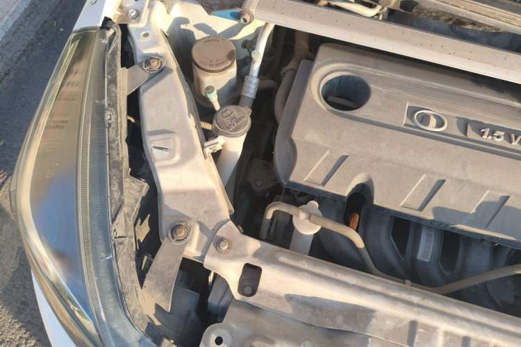 Used Great Wall M4 2012 1.5L Manual Comfort Version Engine Bay Right