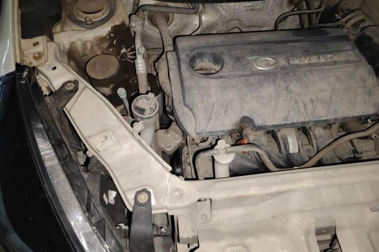 Used Great Wall M4 2012 1.5L Manual Luxury Version Engine Bay Right