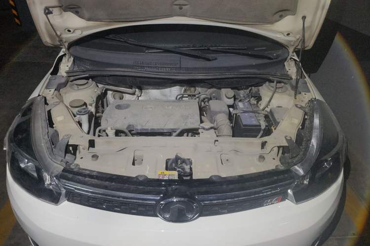 Used Great Wall M4 2012 1.5L Manual Luxury Version Engine Bay