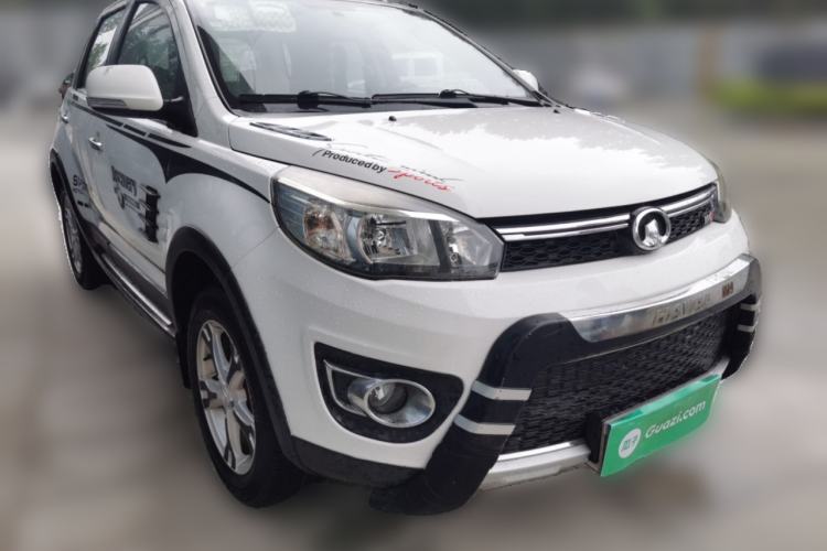 Used Great Wall M4 2012 1.5L Manual Luxury Version Front Right 45 Deg