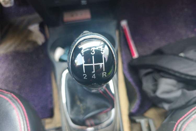 Used Great Wall M4 2012 1.5L Manual Luxury Version Gear Lever