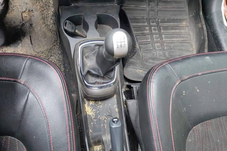 Used Great Wall M4 2012 1.5L Manual Comfort Version Gear Lever