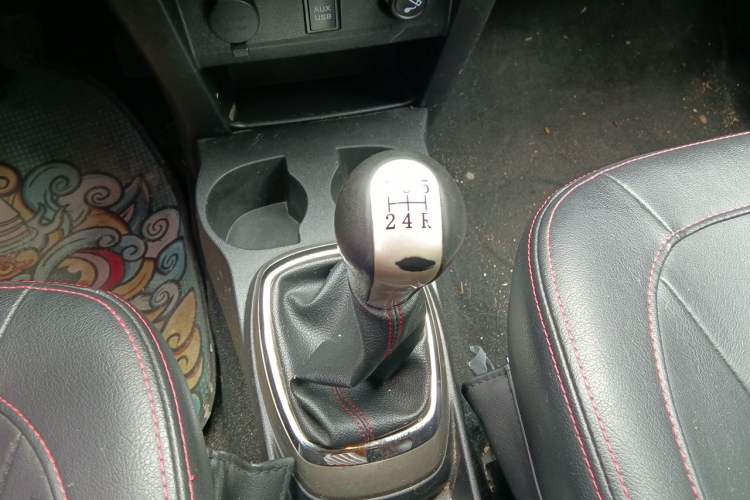 Used Great Wall M4 2012 1.5L Manual Luxury Version Gear Lever