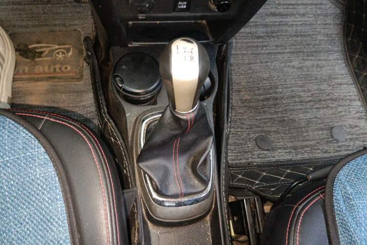 Used Great Wall M4 2012 1.5L Manual Luxury Version Gear Lever