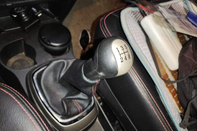 Used Great Wall M4 2012 1.5L Manual Comfort Version Gear Lever