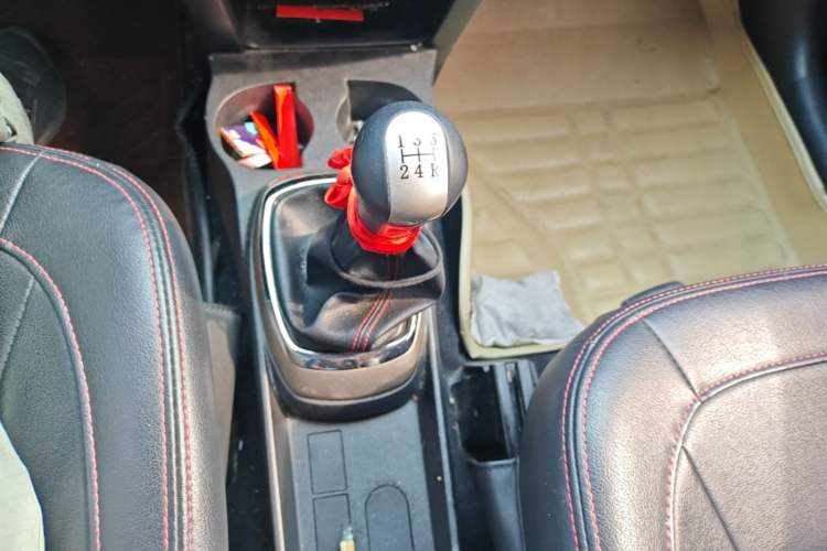 Used Great Wall M4 2012 1.5L Manual Comfort Version Gear Lever