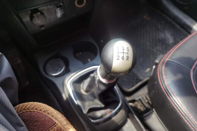 Used Great Wall M4 2012 1.5L Manual Comfort Version Gear Lever