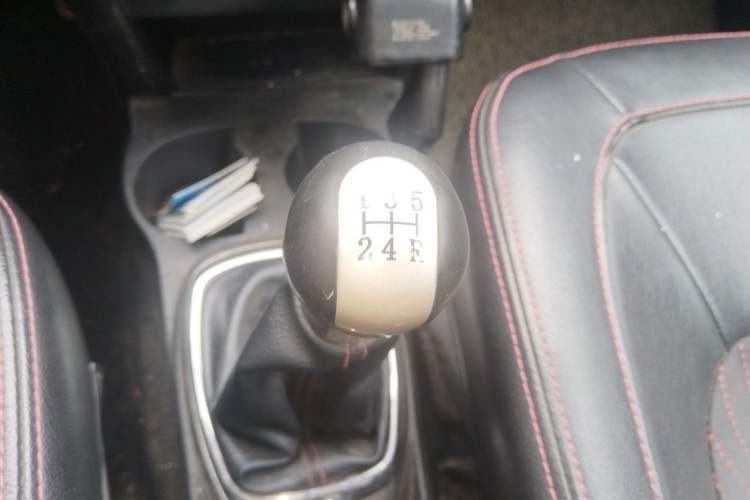Used Great Wall M4 2012 1.5L Manual Comfort Version Gear Lever