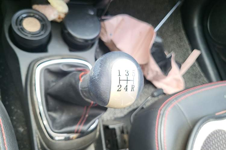 Used Great Wall M4 2012 1.5L Manual Comfort Version Gear Lever