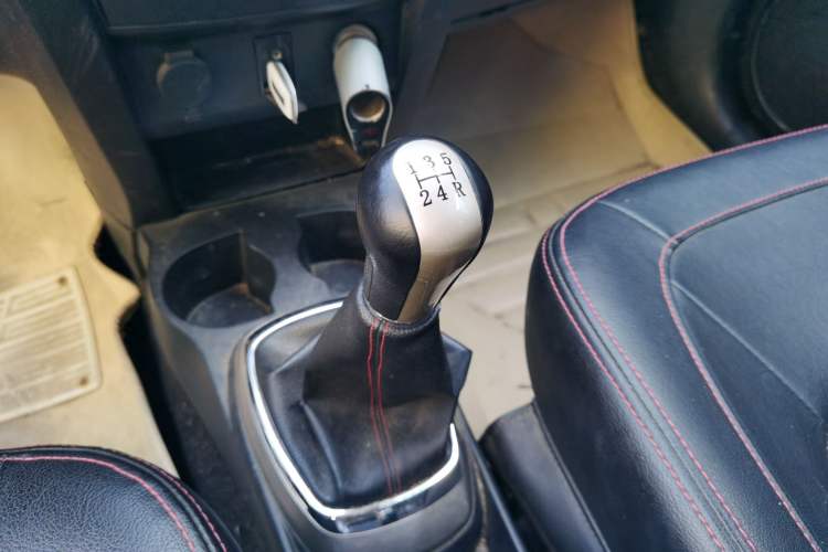 Used Great Wall M4 2012 1.5L Manual Luxury Version Gear Lever