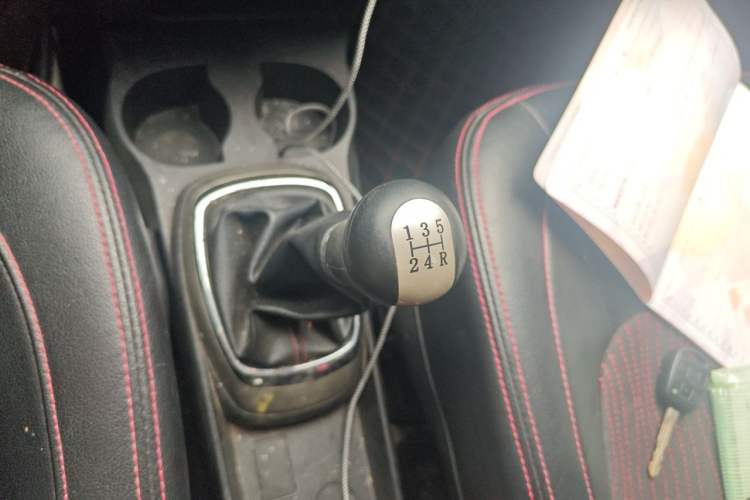 Used Great Wall M4 2012 1.5L Manual Comfort Version Gear Lever