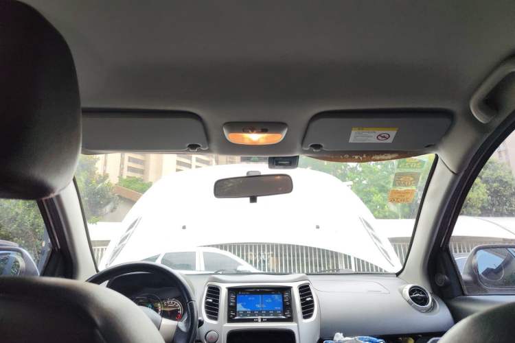 Used Great Wall M4 2012 1.5L Manual Luxury Version Headliner
