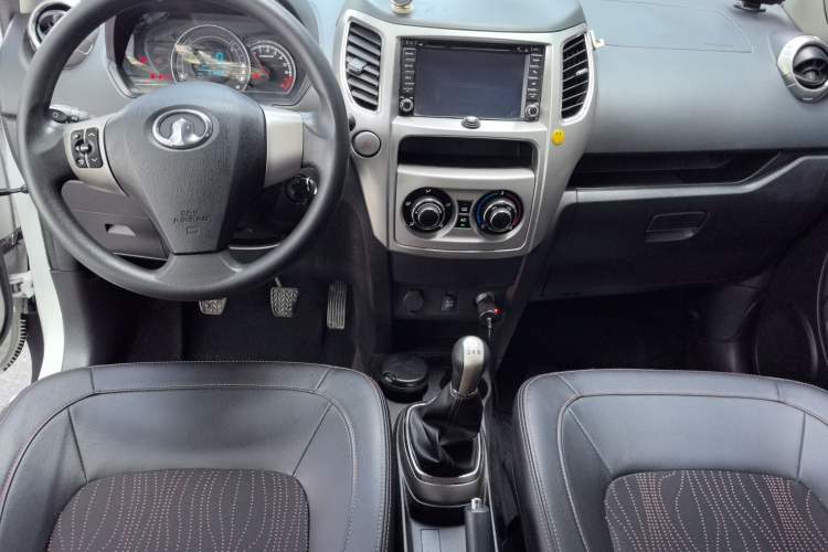 Used Great Wall M4 2012 1.5L Manual Comfort Version Interior 3
