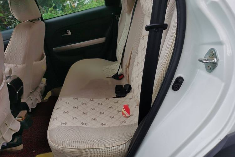 Used Great Wall M4 2012 1.5L Manual Luxury Version Interior 4