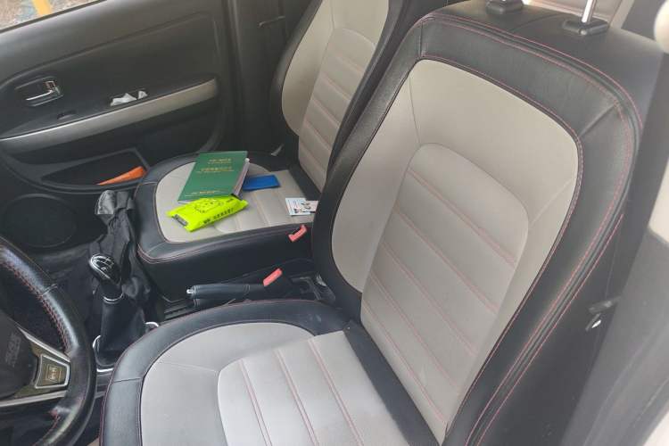 Used Great Wall M4 2012 1.5L Manual Luxury Version Left Front Seat