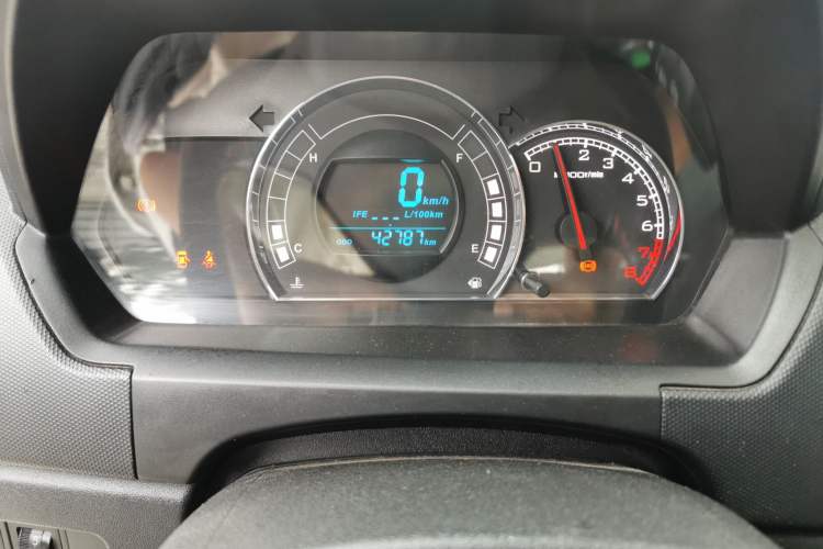 Used Great Wall M4 2012 1.5L Manual Luxury Version Odometer Close Up