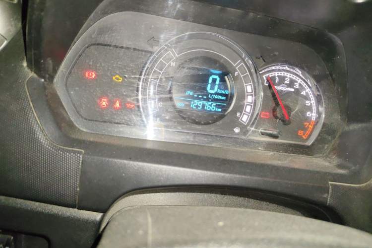 Used Great Wall M4 2012 1.5L Manual Luxury Version Odometer Close Up