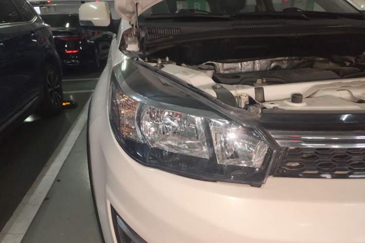Used Great Wall M4 2012 1.5L Manual Luxury Version Right Front Headlight