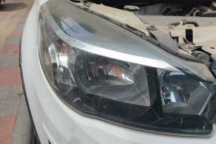 Used Great Wall M4 2012 1.5L Manual Luxury Version Right Front Headlight