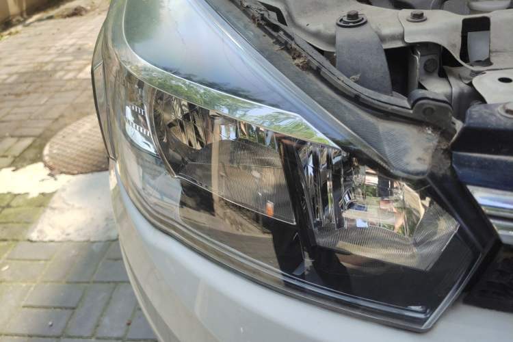 Used Great Wall M4 2012 1.5L Manual Elite Edition Right Front Headlight