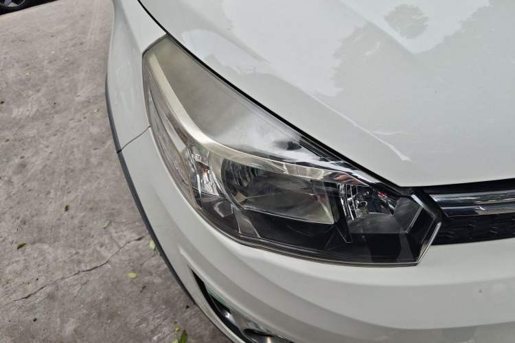 Used Great Wall M4 2012 1.5L Manual Luxury Version Right Front Headlight