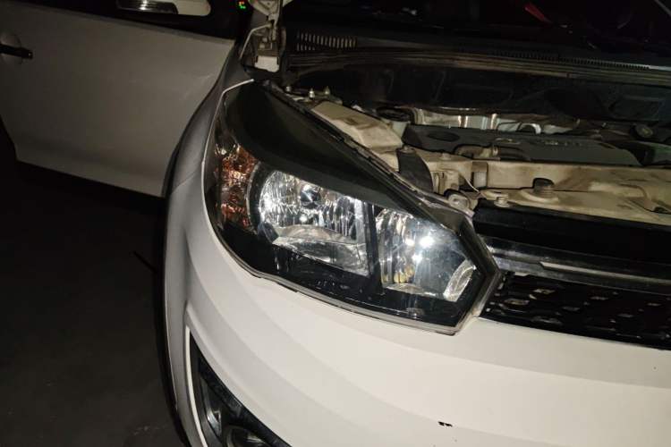 Used Great Wall M4 2012 1.5L Manual Luxury Version Right Front Headlight