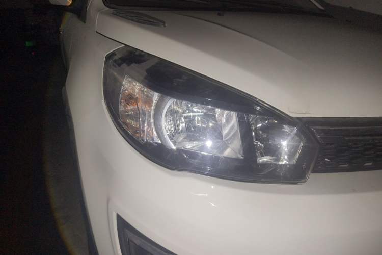 Used Great Wall M4 2012 1.5L Manual Luxury Version Right Front Headlight
