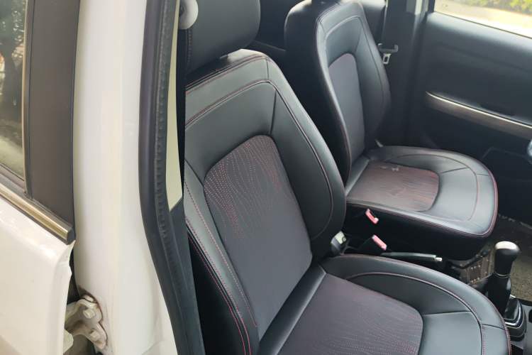 Used Great Wall M4 2012 1.5L Manual Luxury Version Right Front Seat