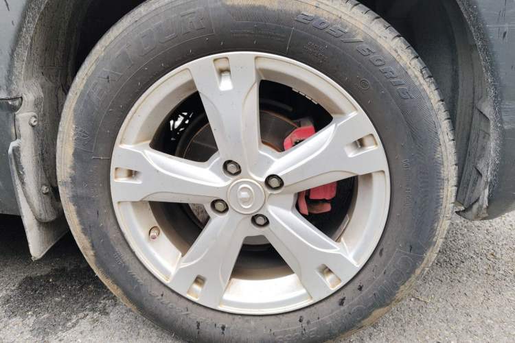 Used Great Wall M4 2012 1.5L Manual Luxury Version Right Front Wheel Hub