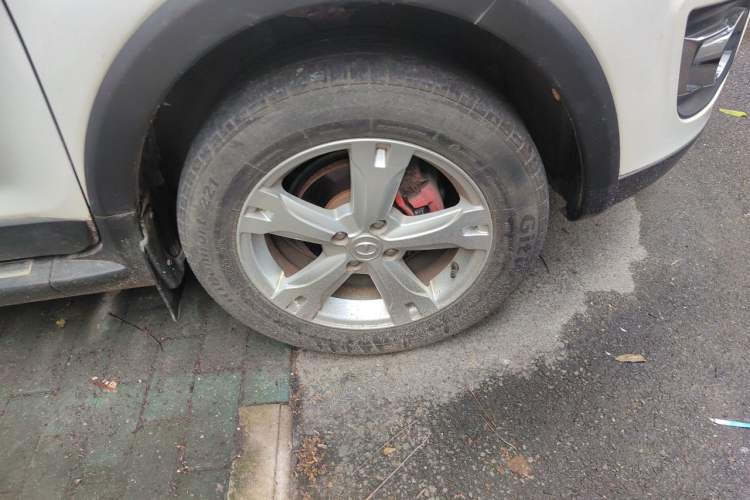 Used Great Wall M4 2012 1.5L Manual Comfort Version Right Front Wheel Hub