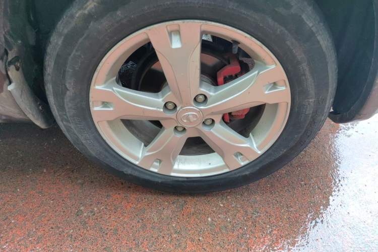 Used Great Wall M4 2012 1.5L Manual Comfort Version Right Front Wheel Hub