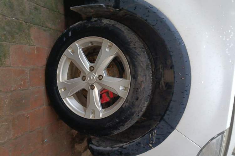 Used Great Wall M4 2012 1.5L Manual Luxury Version Right Front Wheel Hub